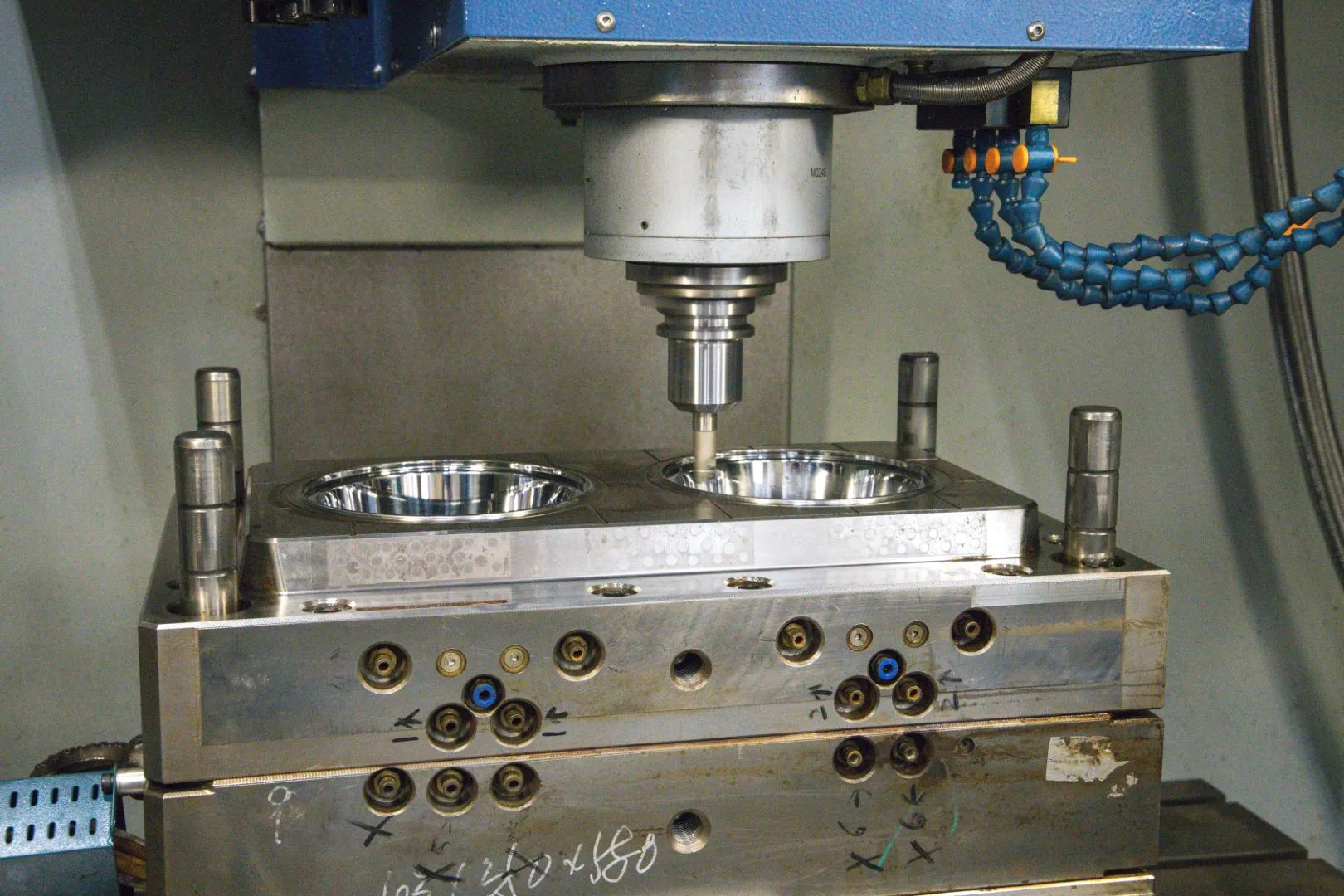 custom mould design